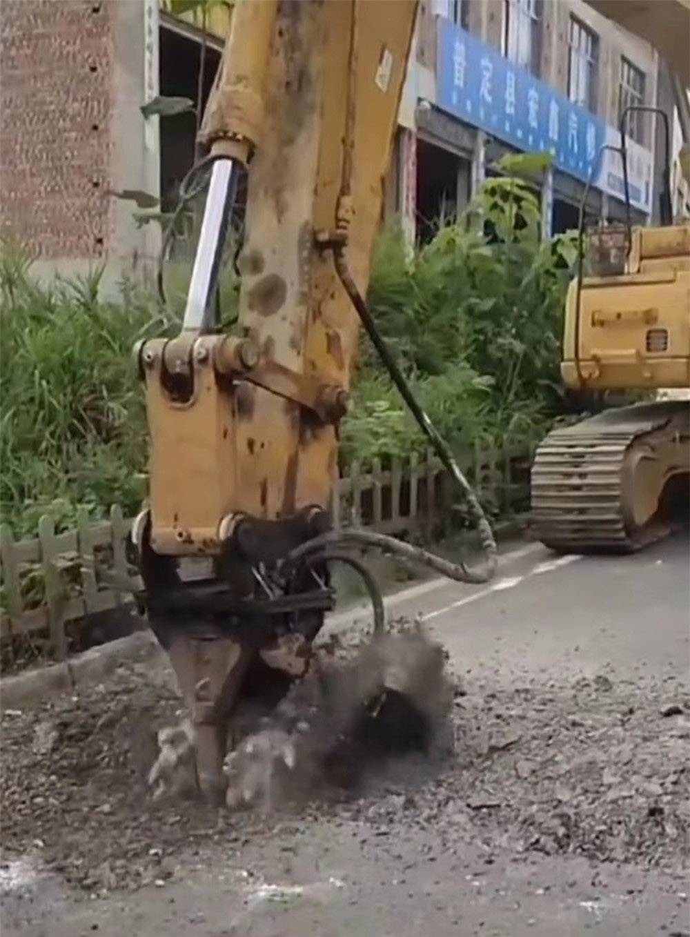 柏油路面剔除
